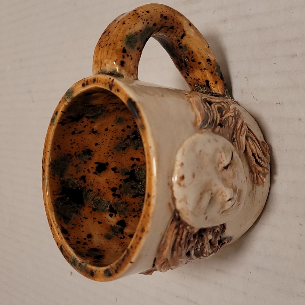 Unique Vintage Pottery Mug - Picture 2 of 16